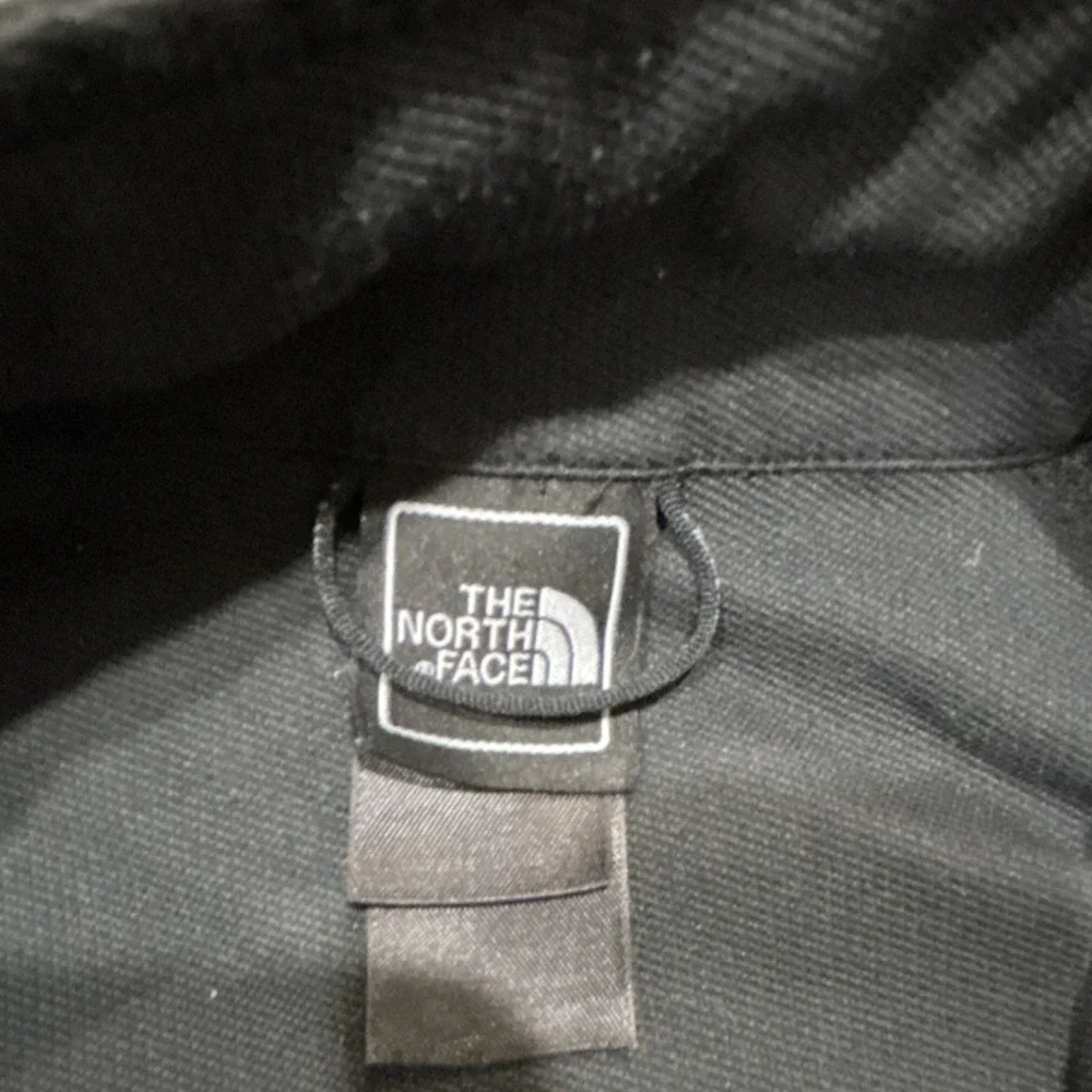 The North Face Black Softshell Jacket Full Zip Stand-Up Collar Mid-Length Men's